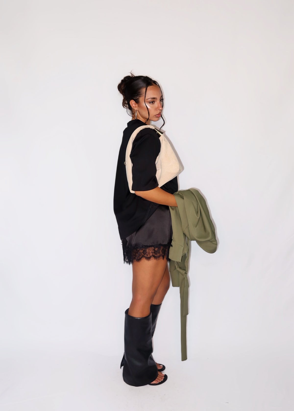 T-SHIRT OVERBASIC NERA